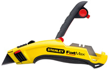 Load image into Gallery viewer, 6⅝-inch Stanley FATMAX® Retractable Utility Knife (10-778)
