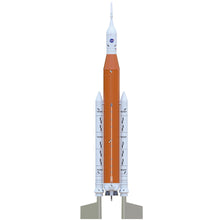 Load image into Gallery viewer, Estes NASA SLS Flying Model Rocket Kit, Beginner Skill Level, 1:200 Scale (002206)
